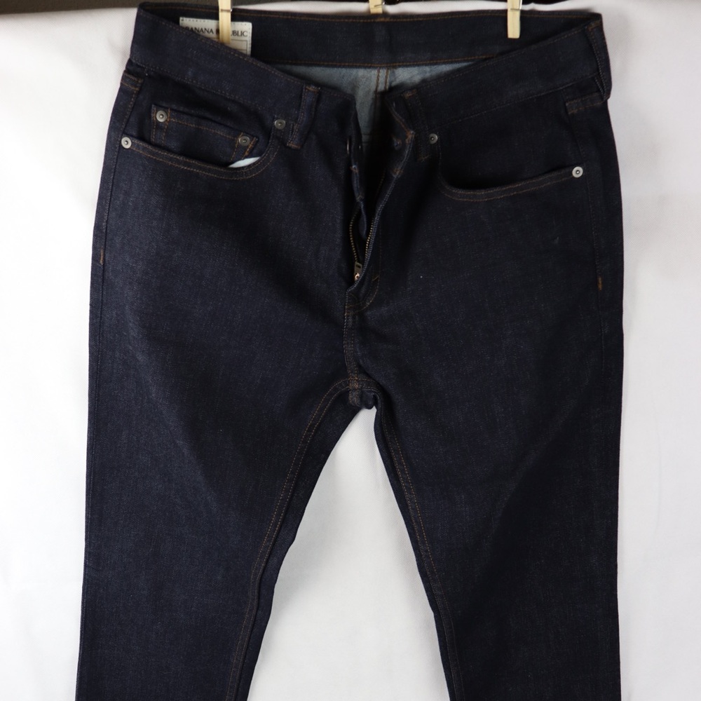 BANANA REPUBLIC SLIM FIT